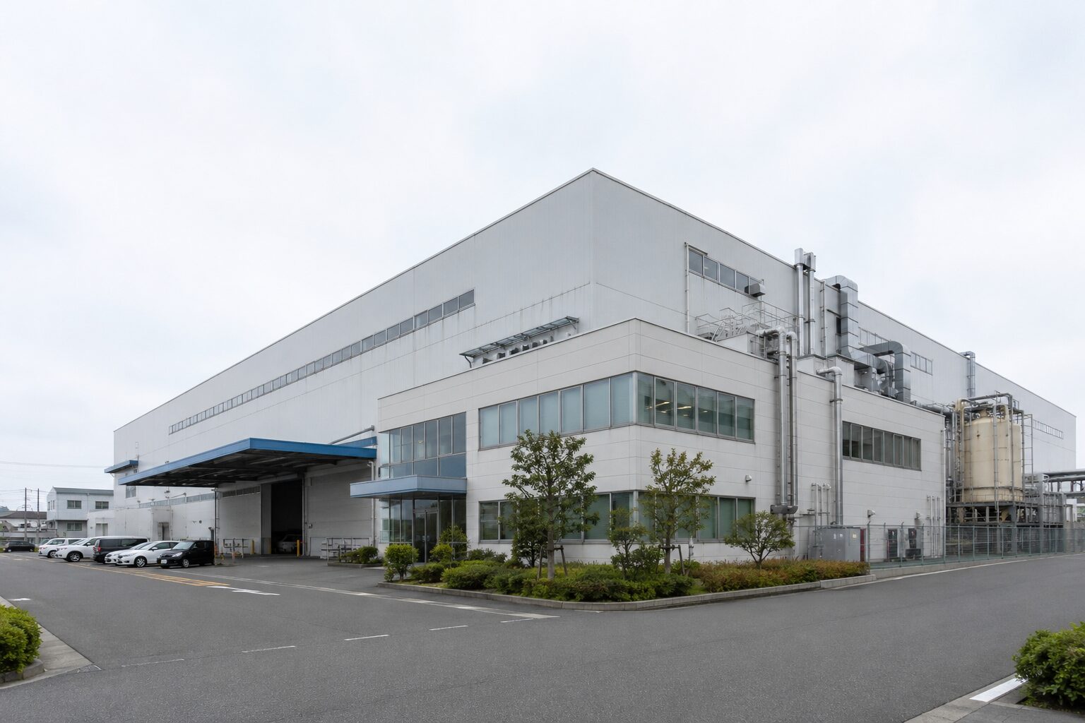 機械設備が設置された製造業の工場